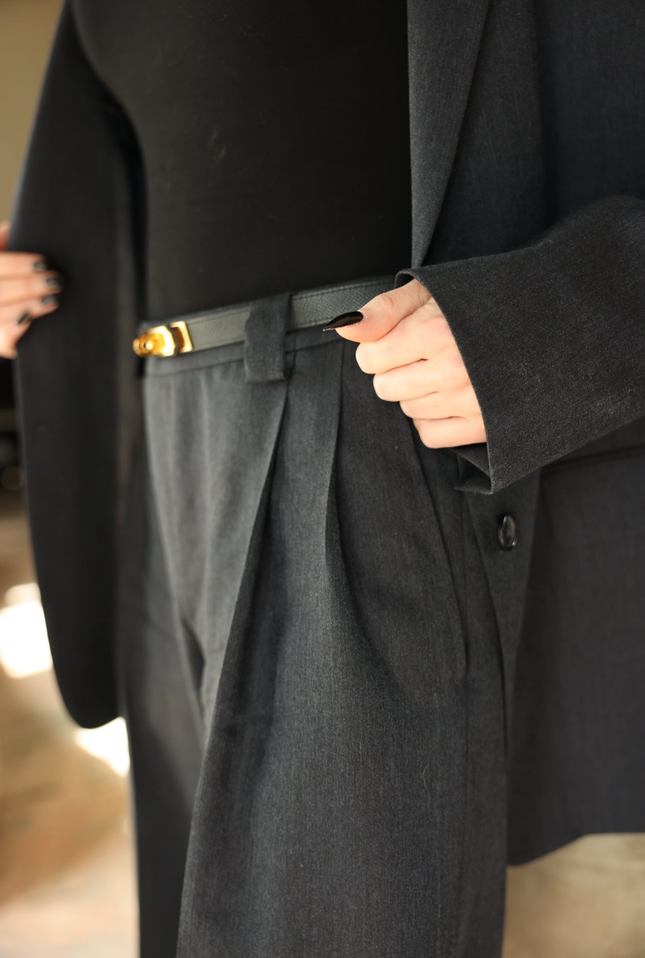 Костюм “Alaia” Естествени материи | По индивидуални размери | Възможност за персонализация EZARO FASHION HOUSE