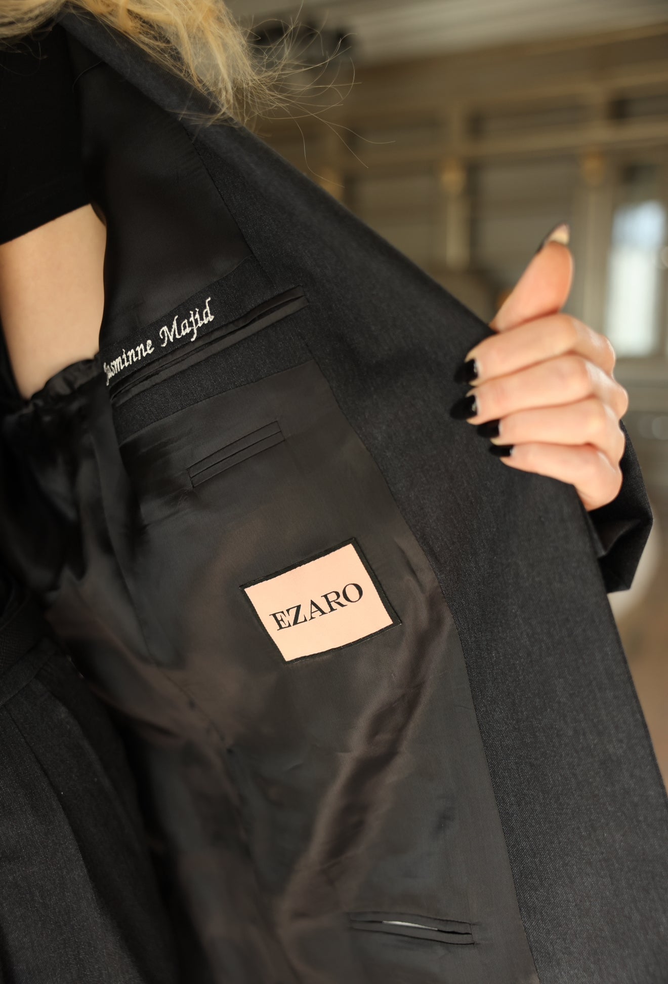 Костюм “Alaia” Естествени материи | По индивидуални размери | Възможност за персонализация EZARO FASHION HOUSE